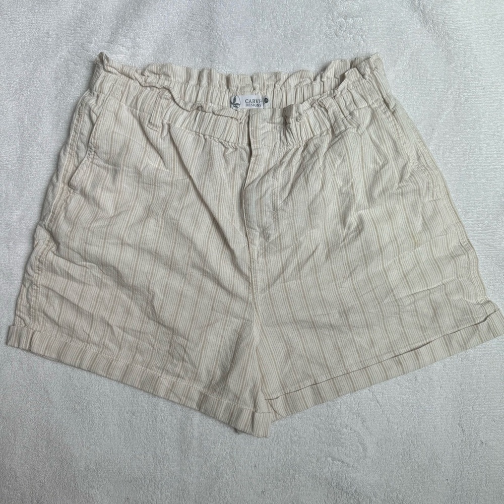 Carve Designs paper bag waist shorts US10